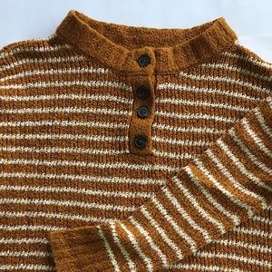 American eagle yellow striped chunky knit sweater